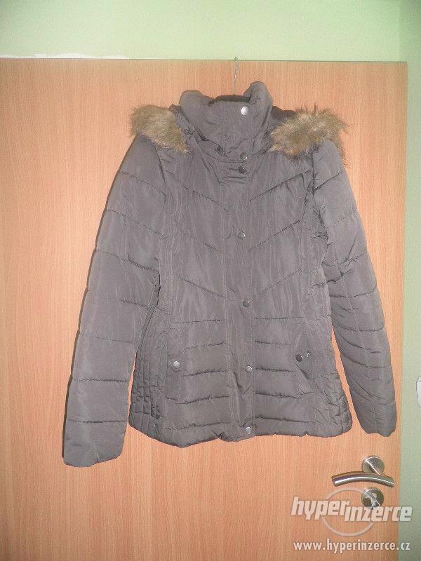 Zimní bundu Camaieu khaki barvy vel.38 - foto 1