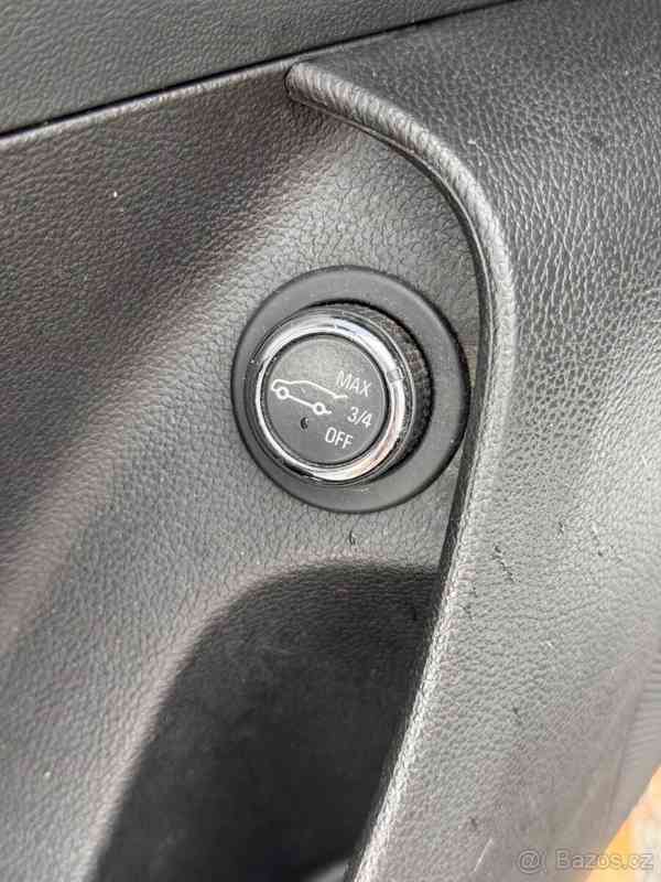 Opel Insignia - foto 5