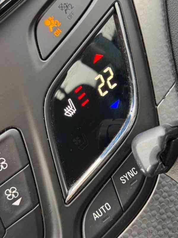 Opel Insignia - foto 14