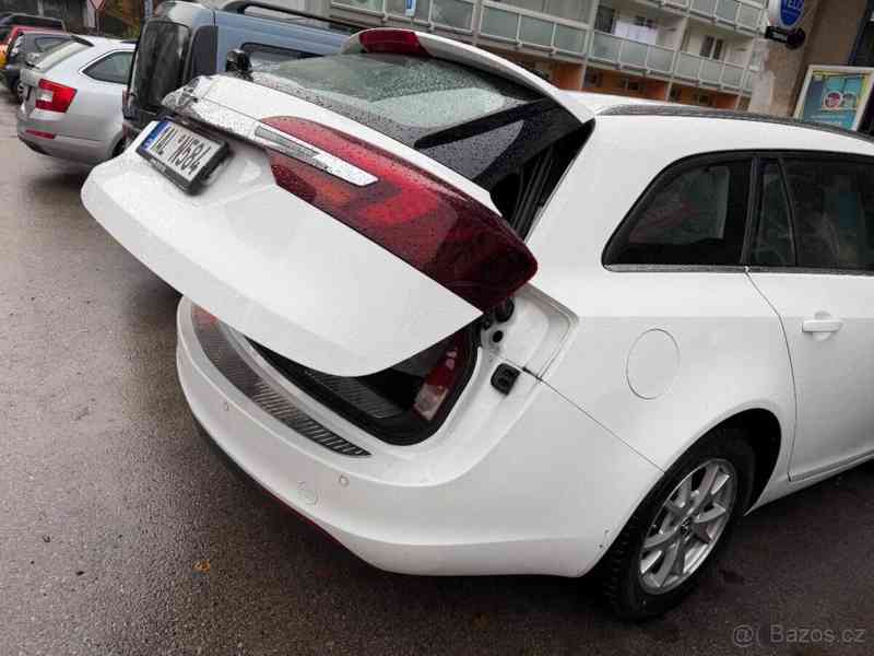 Opel Insignia - foto 8