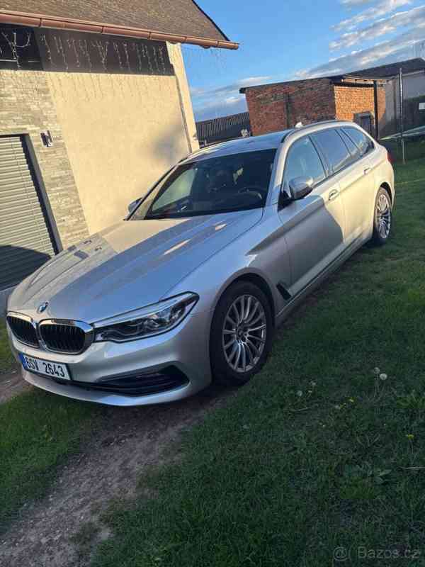 BMW Řada 5 3,0   G31 530d Sport Line 195kw - foto 2