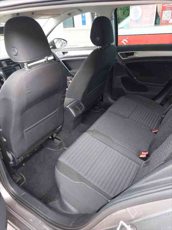 Volkswagen Golf 1,4   TSI 103 kW, 97.000 km - foto 4