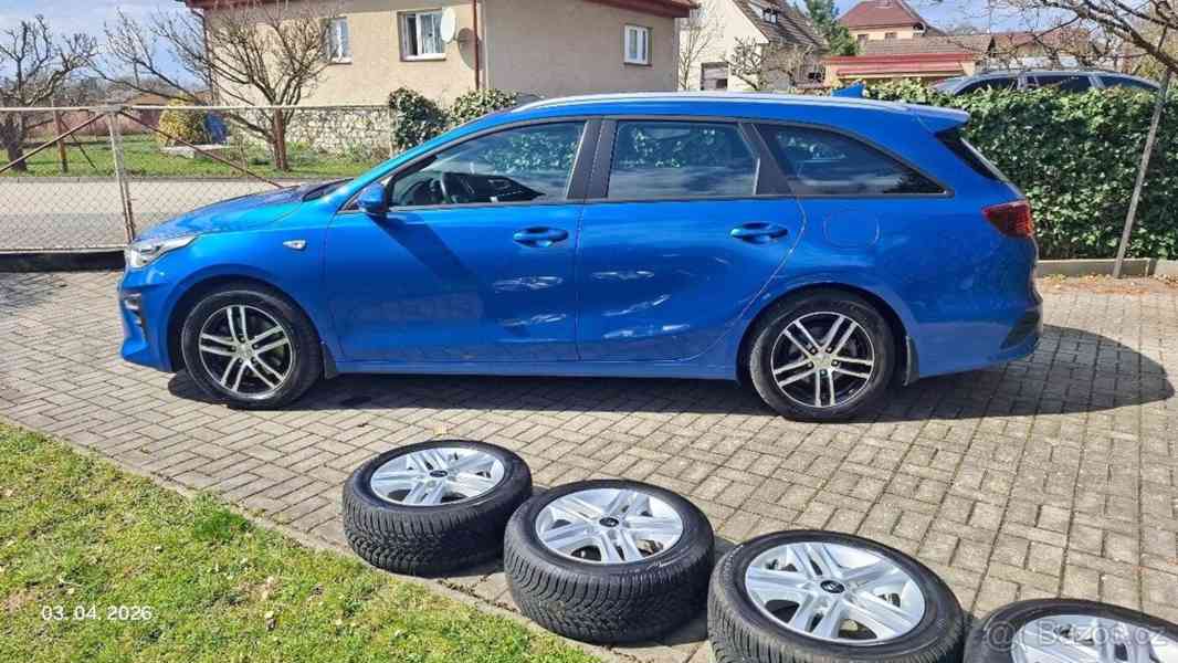 Kia Ceed 1,0   SW SPIN 88 kW - foto 4