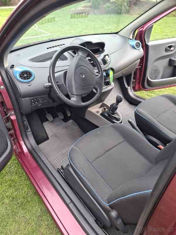 Renault Twingo 1,2   2012 - foto 4