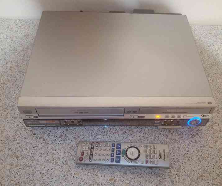 ⚠️VHS-HDD-DVD rekordér Panasonic DMR-EH80 - foto 5