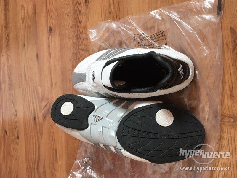 Prodám kožené boty Taekwondo Adidas Adilux,vel.UK6,5- 250mm - foto 3