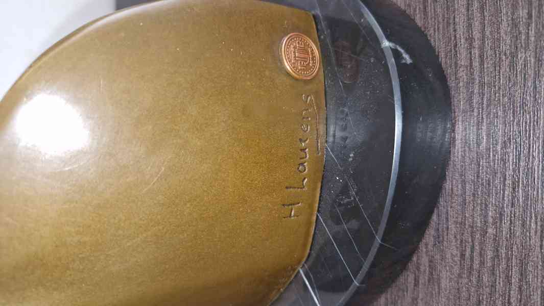 Kubistická hlava  - bronz  - foto 3