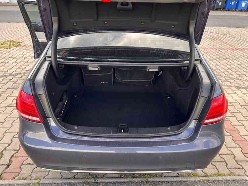 Mercedes-Benz Třídy A 2,2   250 BlueTEC 4MATIC (W212) - foto 14