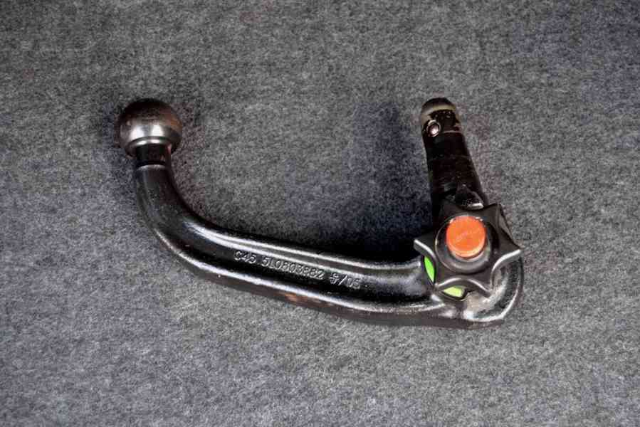 Škoda Yeti 1.4 TSI 90kW Plus Edition - foto 12