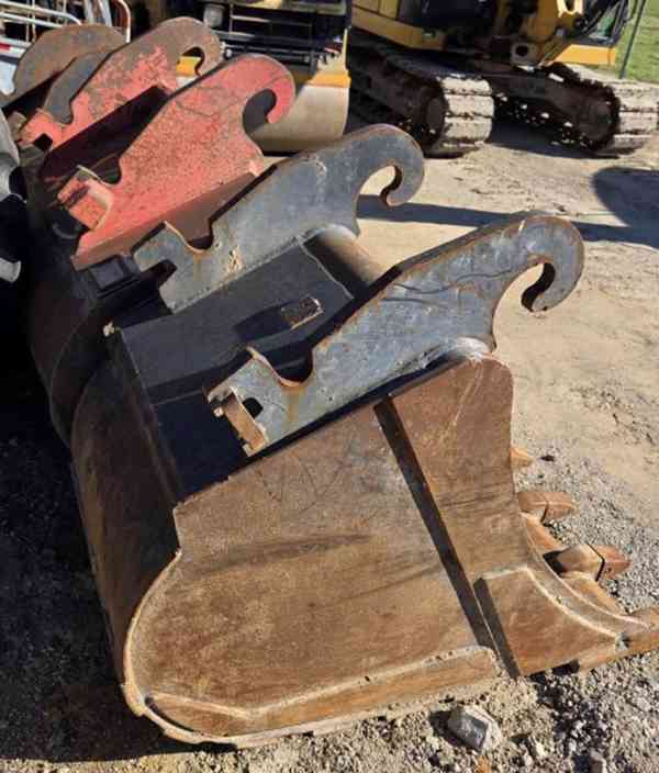 19t bagr opěry SPZ CAT M318 svahovka+3 lopaty - foto 6