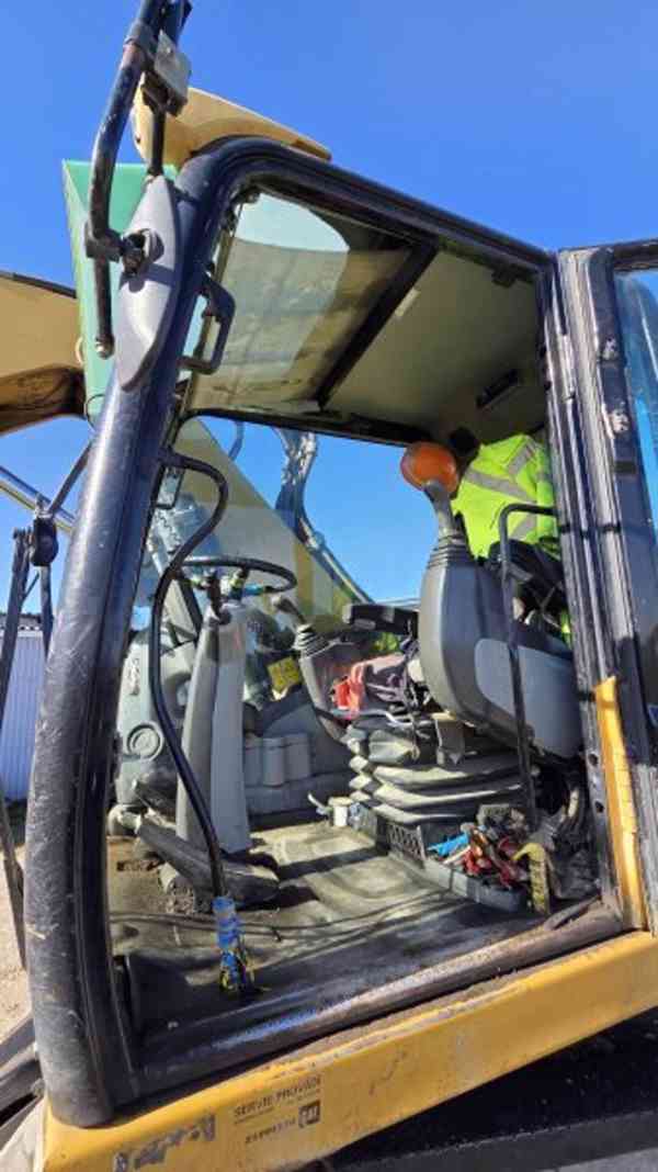 19t bagr opěry SPZ CAT M318 svahovka+3 lopaty - foto 10