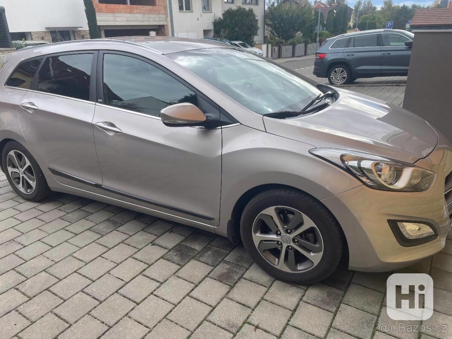 Hyundai i30 1,6   benzin gdi 99kw 1 majitel - foto 1