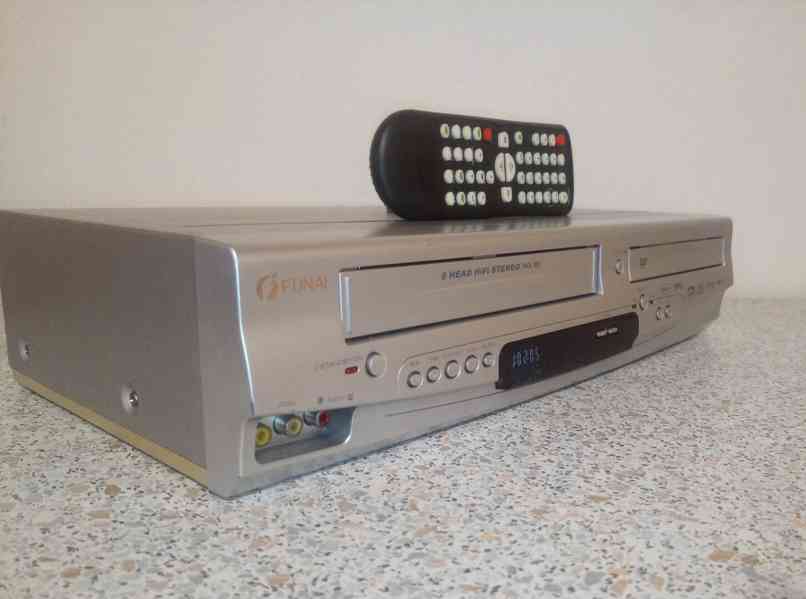DVD-VHS kombo Funai DDVR-7830D - foto 4