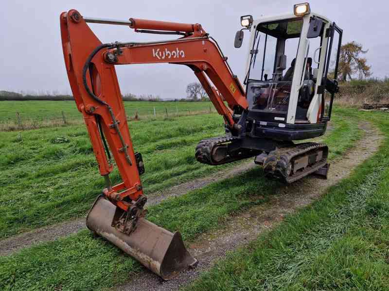 Minibagr Kubota KX337 - foto 2