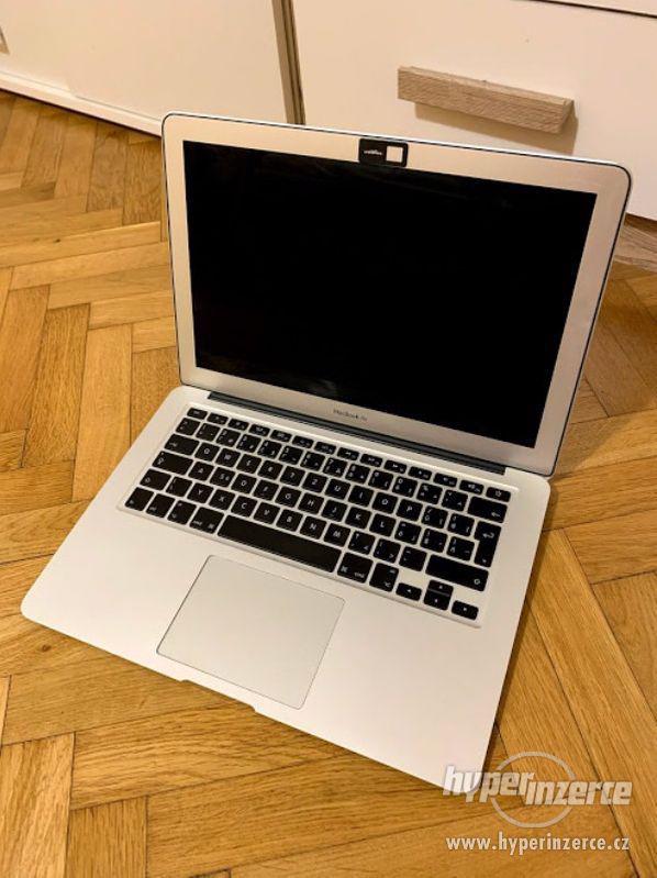 MacBook Air 13" 2015 (8 GB RAM, nová baterie) + OBAL