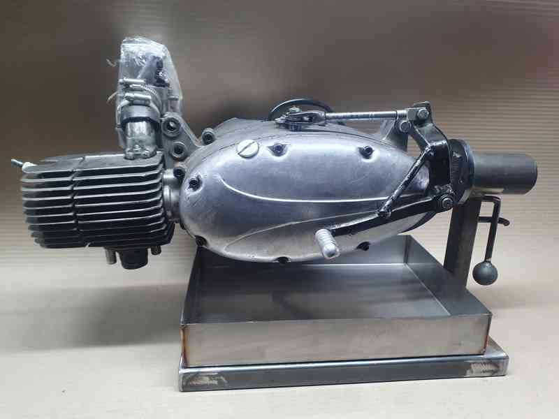 Jawa 50 pionýr, babetta, jawetta polohovadlo na GO motoru - foto 5