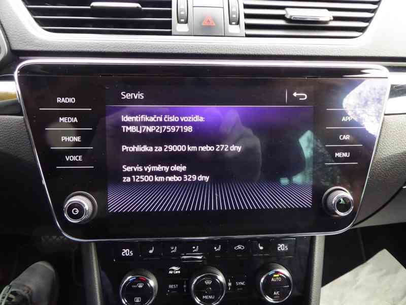 ŠKODA Superb Combi L&K 2,0 TDI 140 kW 4x4 DSG, 3058 - foto 28