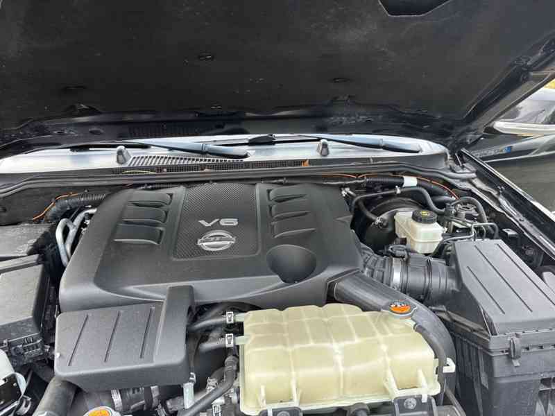 Nissan Pathfinder 3.0 V6 dCi DPF LE 4WD Aut. 170kw - foto 8
