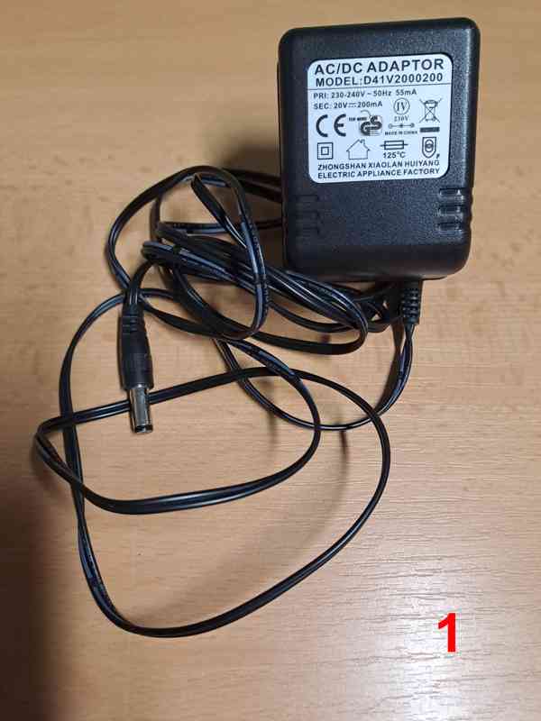 Napájecí adaptéry - foto 2