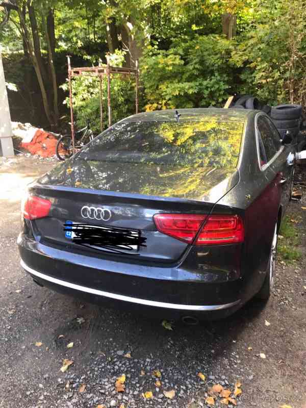 Audi A8 tfsi 4,2 benzín	 - foto 2