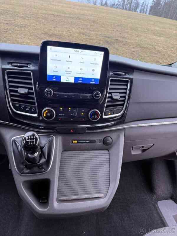 Ford Tourneo Custom 2,0   L2 - foto 19