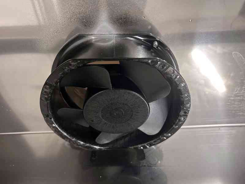 Digestoř 100 x 70 cm - foto 4