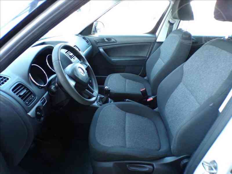 Škoda Yeti 2,0 TDI 4X4 TAŽNÉ ZAŘÍZENÍ - foto 8
