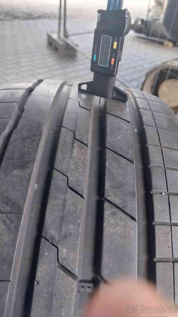 Prodám 2 x letní pneu Hankook 235/35/19 - foto 2