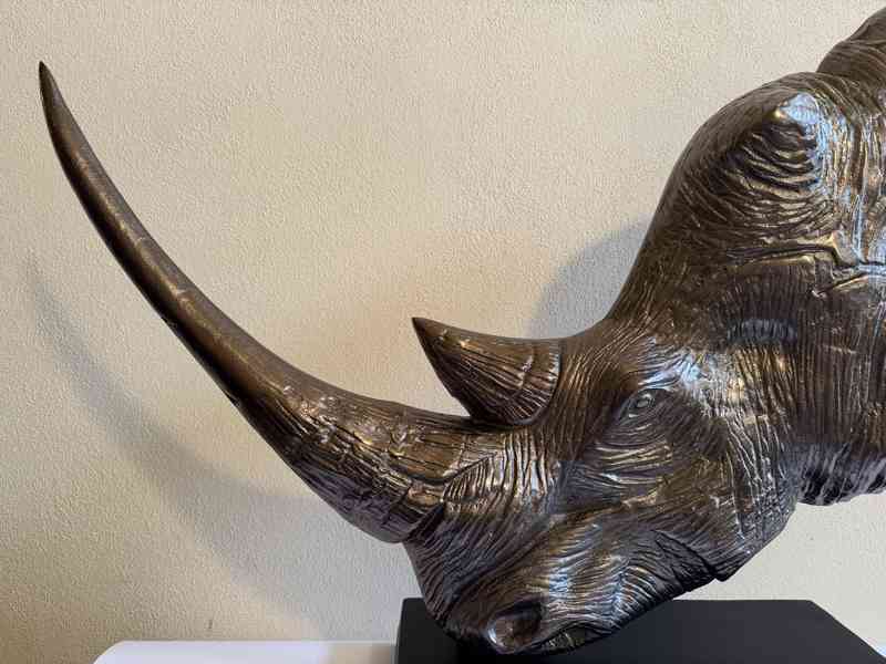 Hlava nosorožce 94 cm - socha kovová dekorace - foto 2