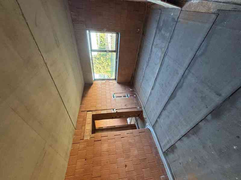 Prodej rozestavěného RD  - foto 17