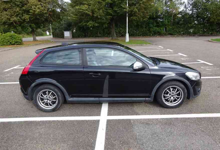 Volvo C30 1.6 D r.v.2011 (84 kw) stk:3/2026 - foto 3