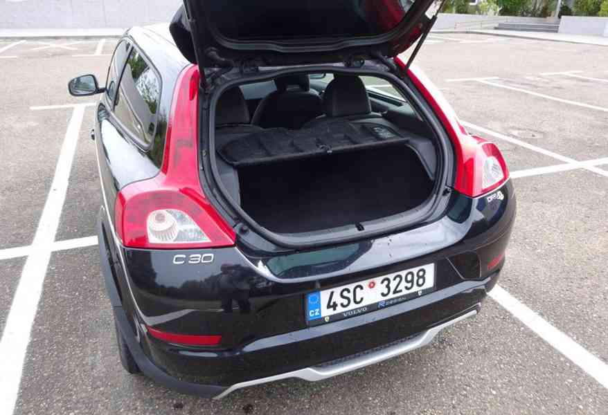 Volvo C30 1.6 D r.v.2011 (84 kw) stk:3/2026 - foto 16
