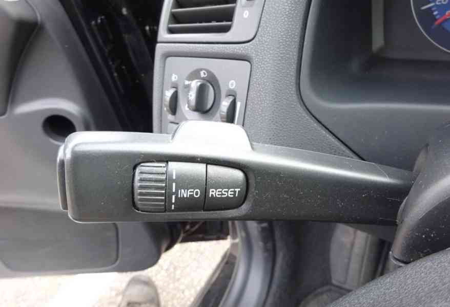 Volvo C30 1.6 D r.v.2011 (84 kw) stk:3/2026 - foto 11