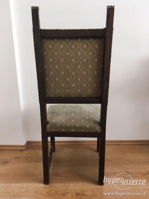 Pár čalouněných  židlí, druhé baroko - foto 3