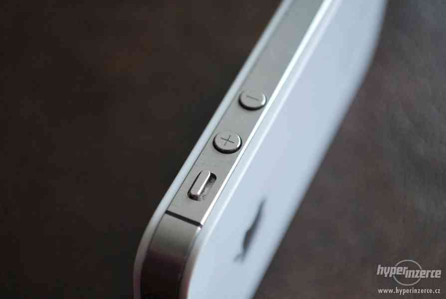 Apple iPhone 4S 8GB bílý - foto 7