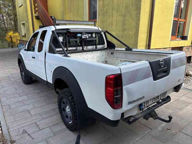 Nissan Navara 2,5 D40 - foto 9
