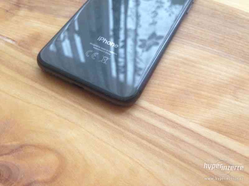 Apple iPhone 8, 64GB - foto 4