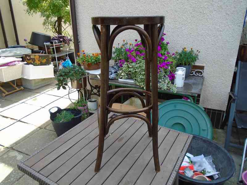 Starožitná barová vyšší židle židlička Ton Thonet 73 pěkná - foto 3