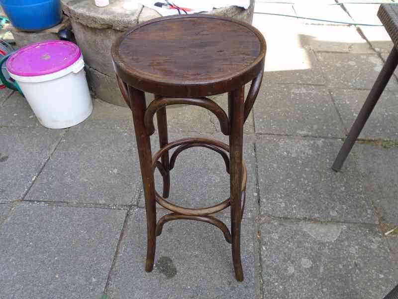 Starožitná barová vyšší židle židlička Ton Thonet 73 pěkná