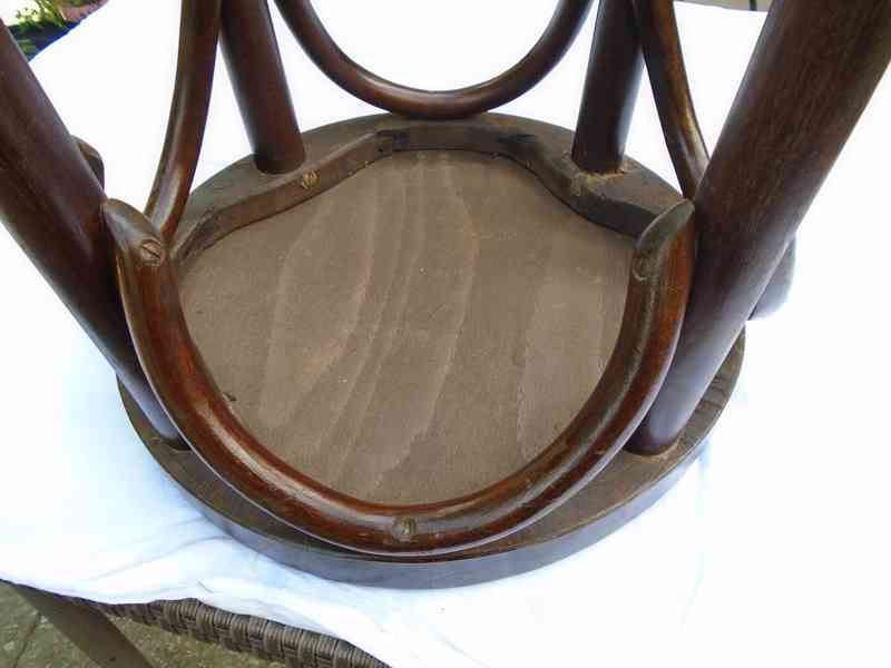 Starožitná barová vyšší židle židlička Ton Thonet 73 pěkná - foto 18