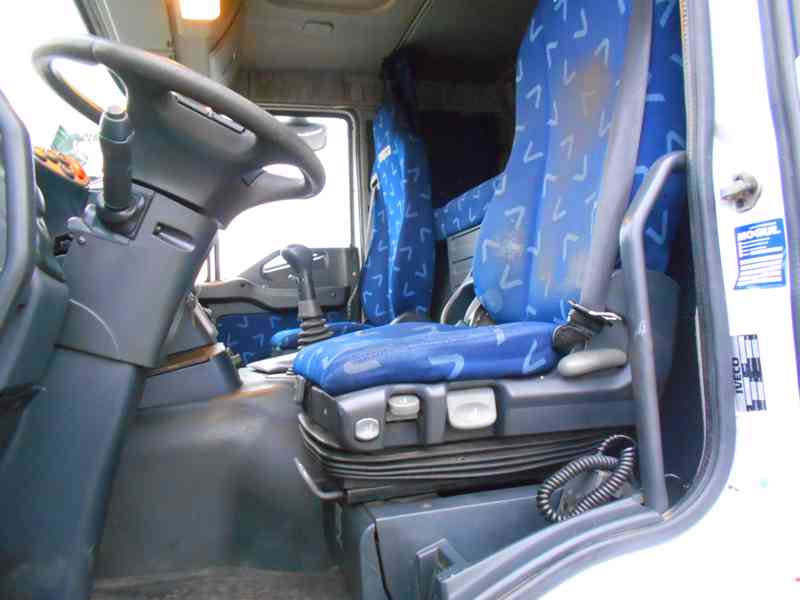 IVECO STRALIS ACTIVE TIME 6X2 - foto 21