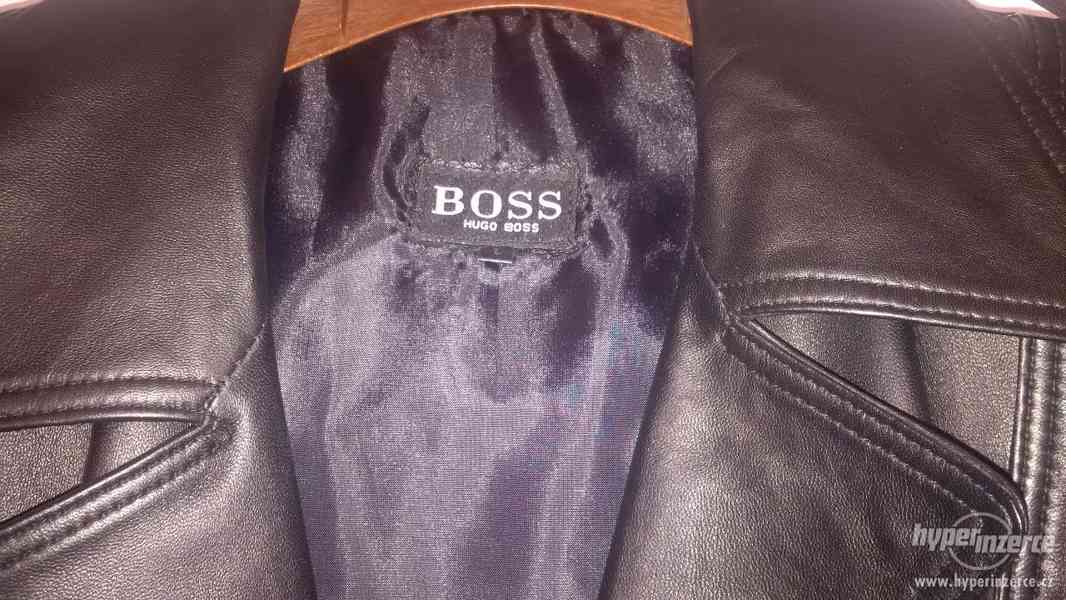 Černý dlouhý kožený kabát zn. HUGO BOSS - foto 4