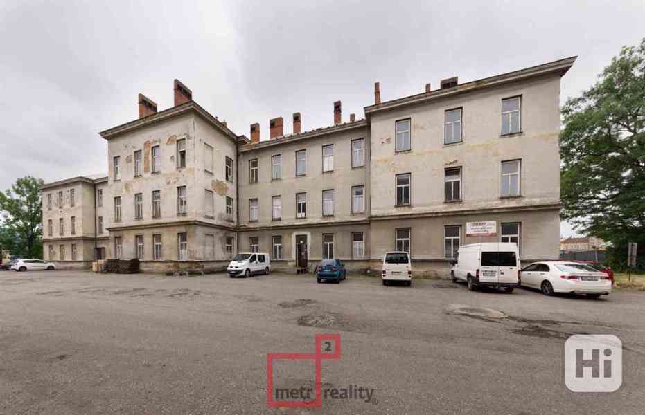 Prodej komerční budovy k rekonstrukci,  2930m2 na pozemku 2191m2 - Olomouc - Šibeník - foto 16