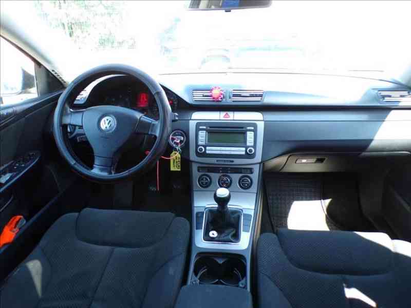 Volkswagen Passat 1,9 TDI N1,TAŽNÉ ZAŘÍZENÍ - foto 5