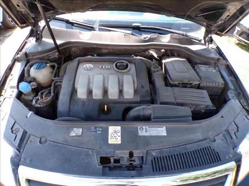 Volkswagen Passat 1,9 TDI N1,TAŽNÉ ZAŘÍZENÍ - foto 13