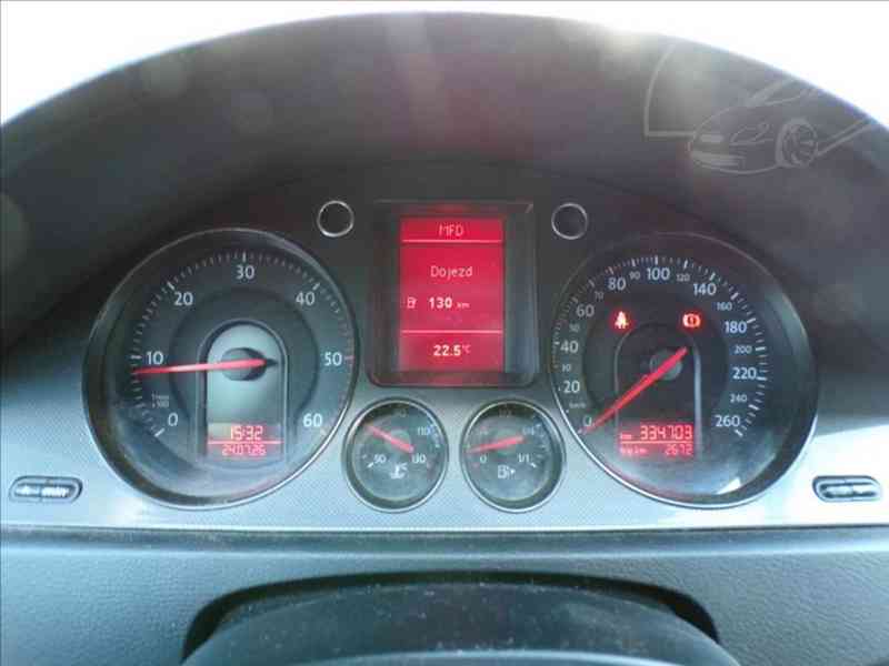 Volkswagen Passat 1,9 TDI N1,TAŽNÉ ZAŘÍZENÍ - foto 6