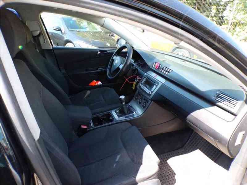 Volkswagen Passat 1,9 TDI N1,TAŽNÉ ZAŘÍZENÍ - foto 12