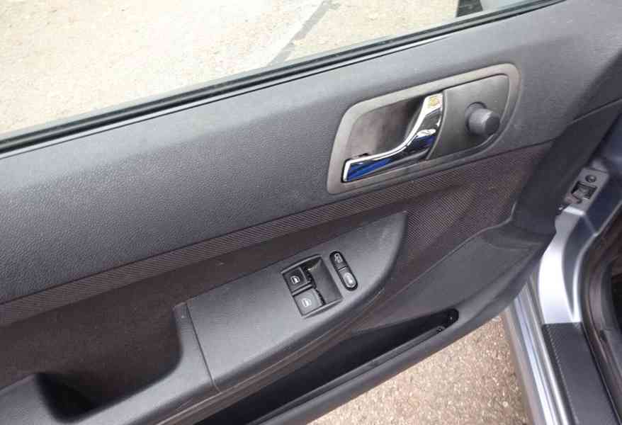 Škoda Fabia 1.9 SDI Combi r.v.2004 (STK:11/2027) - foto 6