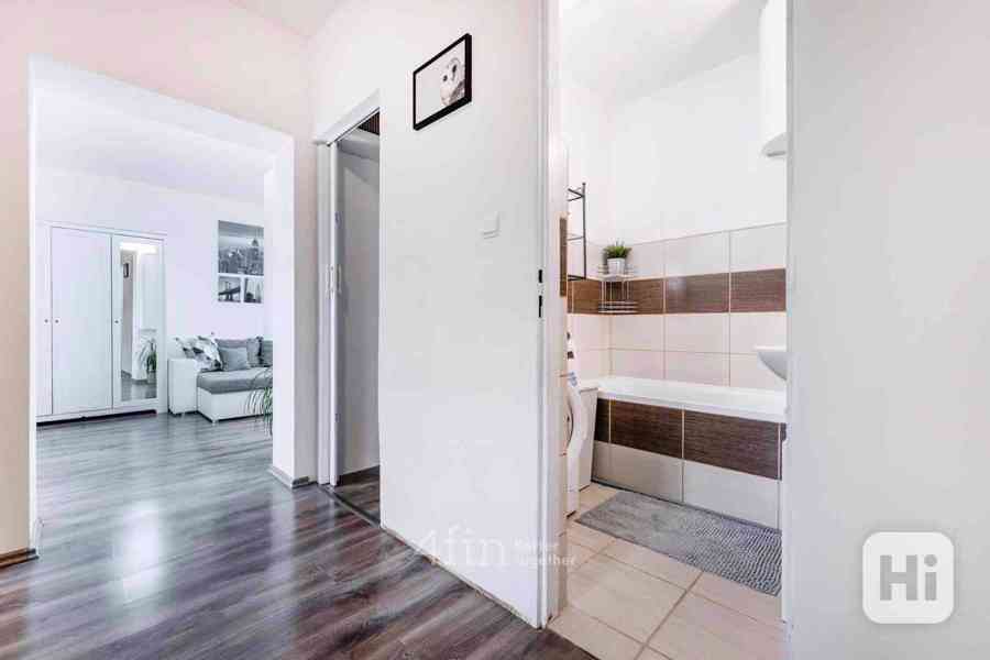Prodej krásného bytu 3+1 s výhledem na Říp, 86 m2 Střemy - foto 16
