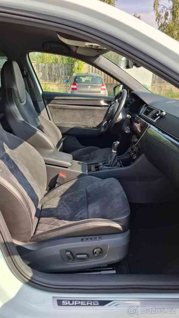 Škoda Superb 2,0   3 Sportline 4x4 - foto 5